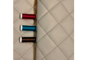 Ekokoža prešívaná, farba béžovo-hnedá, metráž 145 cm Ekokoža prešívaná, farba béžovo-hnedá, metráž 145 cm