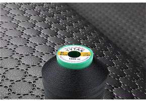 Šijacia niť Titan 40, návin 1000 m, čierna 2799