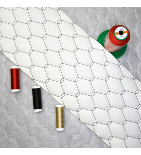 Ekokoža GEO farba biela prešívaná Černou niťou, metráž 145 cm