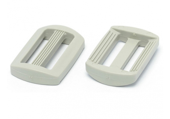 Plastové průvleky šíře 20 mm  P bílý