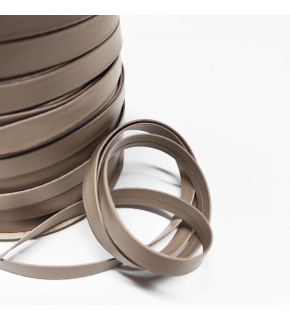 Šikmý proužek kožený 10 mm barva béžová 308