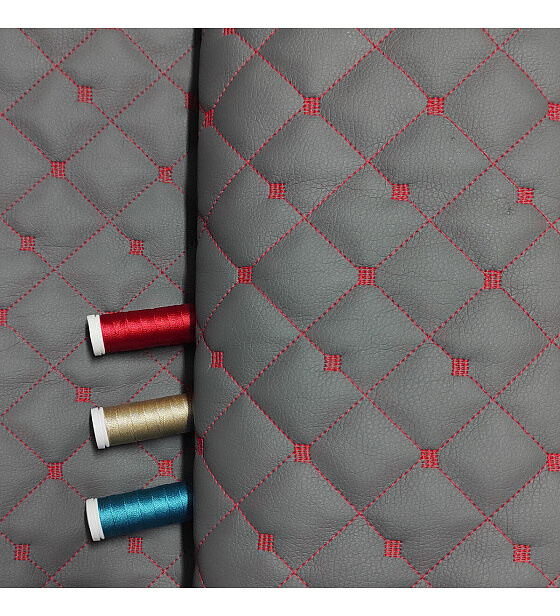 Ekokůže prošívaná MIX 3x3 cm barva Šedo-Červená  1,45 m x 0,7 m