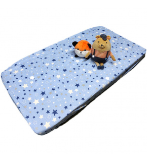 Detská bavlnená plachta do postieľky na gumu 120x60 cm vzor hviezdy na modrom